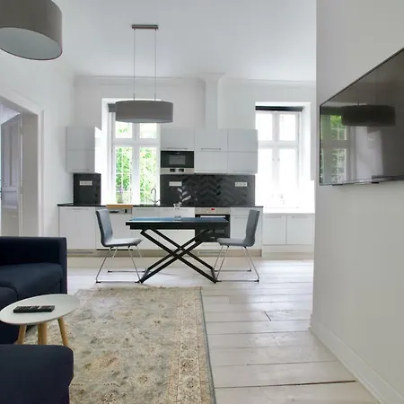 Apartment Luxury By Hi5 - Oktober 6 Street Budapest