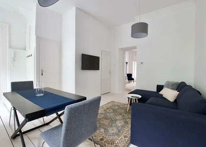 Luxury By Hi5 - Oktober 6 Street Apartament